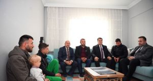 Başkan Dündar’dan depremzede ailelere ziyaret