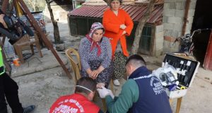 Sağlık hizmetleri depremzedelerin ayağına gidiyor