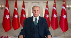 Cumhurbaşkanı Erdoğan yeni kabineyi açıkladı.