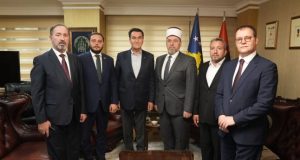Başkan Dündar’dan Kosova’da ziyaretler