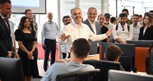 Gençler Bursa’nın geleceğini kodluyor