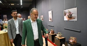 Dünyanın en küçük dokuma tezgahları Bursa’da