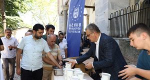 Aşure kazanları birlik için kaynadı