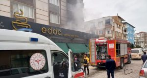 Ünlü Mekanda Yangın Paniği.