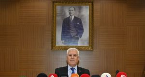 Başkan Bozbey, “Zincir marketlere nüfus kriteri getirmek zorundayız”