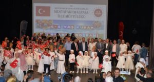 ‘KUR’AN BÜLBÜLLERİ’NİN MEZUNİYET SEVİNCİ