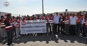 KARINI ARTTIRAN EKER’DE İŞÇİLER EYLEMDE