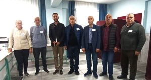 Sandık Soydaşı Böldü.
