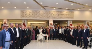 BURSA SİYASETİNİ BULUŞTURAN DÜĞÜN
