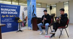 Sokakların tescilli müzisyenleri