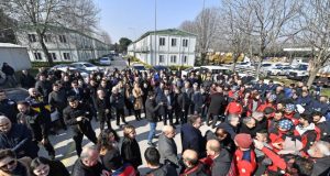 Depremin kahramanları kente döndü