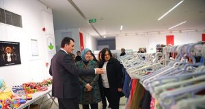 Depremzedelerin kıyafet ihtiyacını Osmangazi karşılıyor