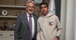 Depremzede atlet artık Nilüfer Belediyespor için koşacak