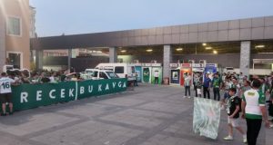 BURSASPOR TARAFTARI, SÜPER LİG ATEŞİNİ YAKTI