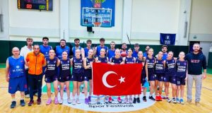 Belediye Spor Basketbol Takımlarından Çifte Bayram Sevinci