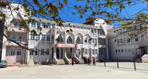 TOKİ AYAS BEY, ÜNİVERSİTE YOLUNDA ZİRVEYE KOŞUYOR