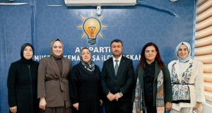 AK Kadınlar Sahaya Güçlü Dönüyor