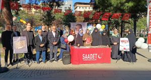 Çocuklarımız sigara, alkol, madde ve özellikle teknoloji bağımlılığı ile karşı karşıya.