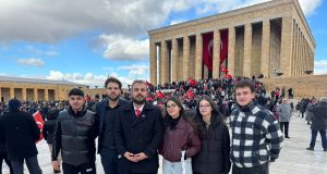 ADD’DEN ANLAMLI ANITKABİR ZİYARETİ