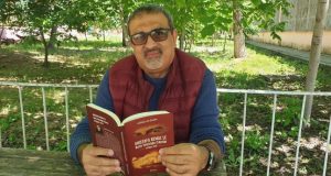 YAZAR ABDULLAH ŞAHİN’DEN “ULU ÇINAR’IN GÖLGESİNDE”