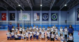 BÜYÜKŞEHİR KIŞ OKULLARINDA SERTİFİKA HEYECANI