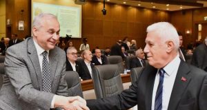 Başkan Şükrü Erdem’den Başkan Bozbey’e Yapılan Saldırı Girişimine Kınama