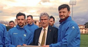 Taşören’den Kırmızı Şimşekler’e Tatlı Moral