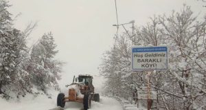 Bursa’da Kar Mesaisi: 12 Güzergâh Ulaşıma Açıldı.