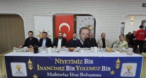 AK Parti Mustafakemalpaşa İlçe Başkanlığı Muhtarlarla İftar Sofrasında Buluştu