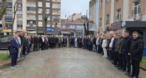 AK Parti Mustafakemalpaşa’da Bayramlaşma Programı Yoğun Katılımla Gerçekleşti