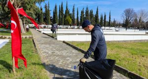 BURSA’DA ŞEHİTLİK VE MEZARLIKLAR BAYRAMA HAZIR