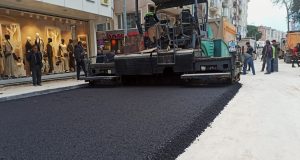Bursa Caddesi’nde Asfaltlama Çalışmaları Başladı