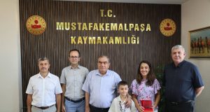 BARLAS, DÜNYA SAHNESİNDE GÜMÜŞE UZANDI”